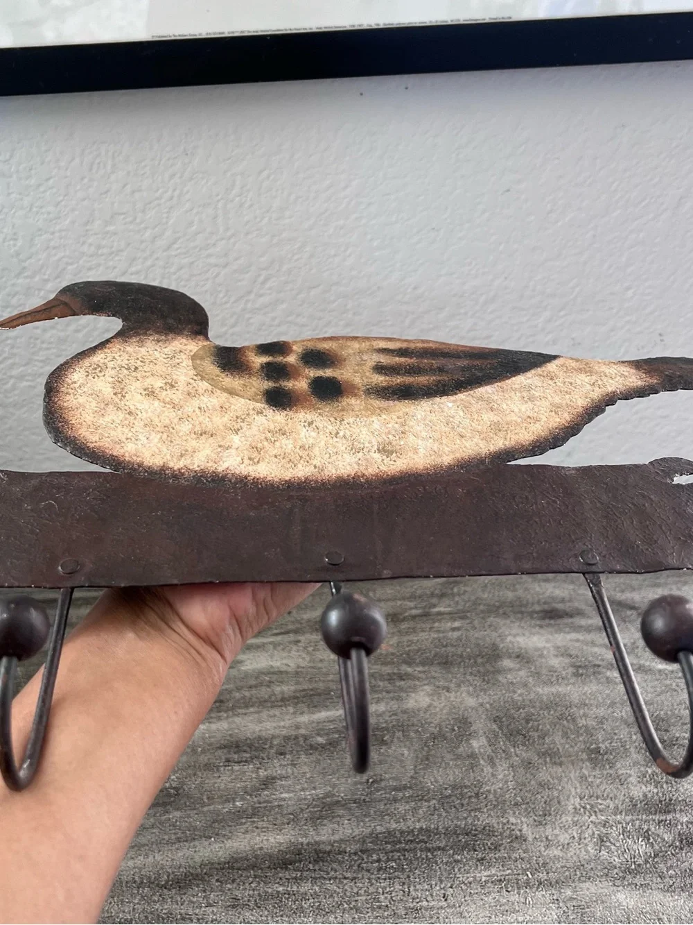 Vtg Handpainted Country Goose Metal Wall Rack 3 Hooks Keys Towels Utensils